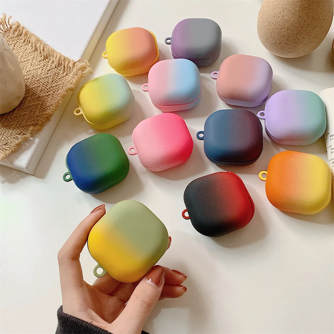 

Gradient Matte Hard PC Protective Cover For Samsung Galaxy Buds Pro Earphone Bag Color Shell for samsung galaxy buds live case