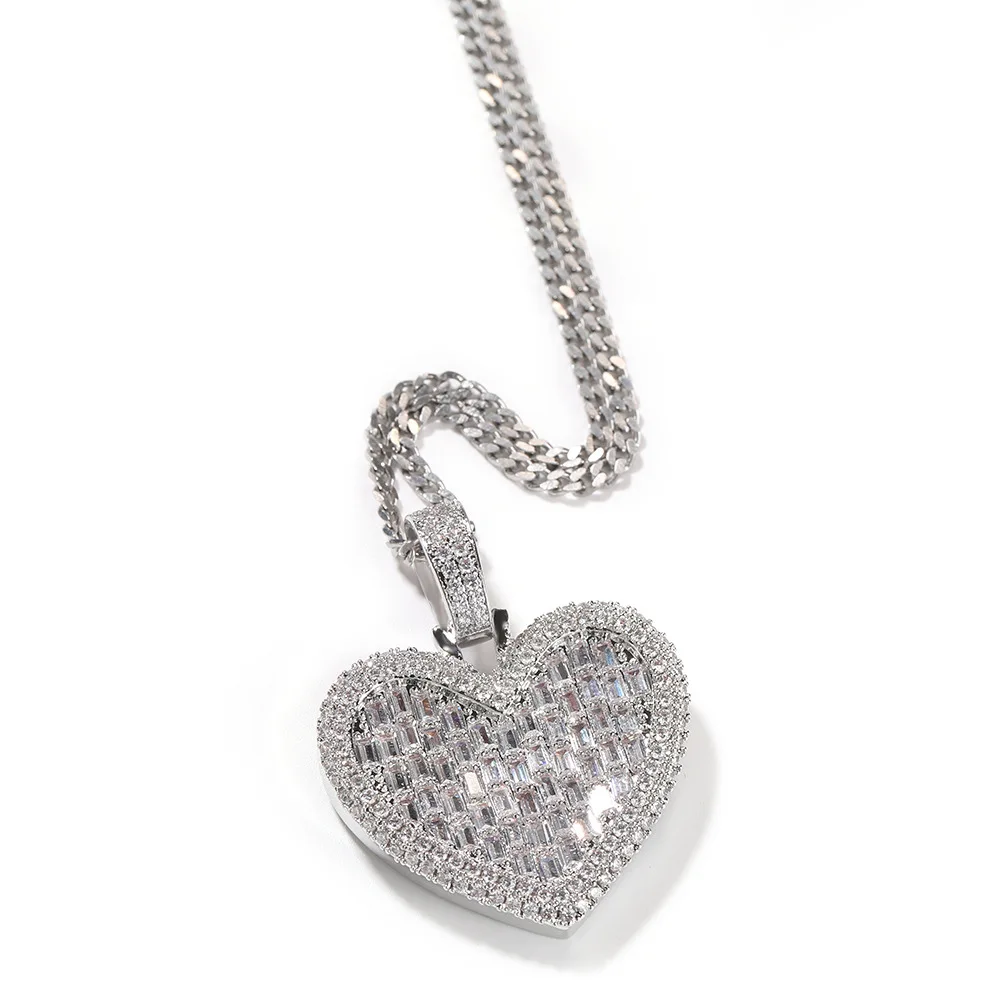 

Hip Hop Gold Plated Heart Pendant Cubic Zirconia Icy Bling Pendant Necklace Women Iced Out Full Diamond Baguette Heart Pendant