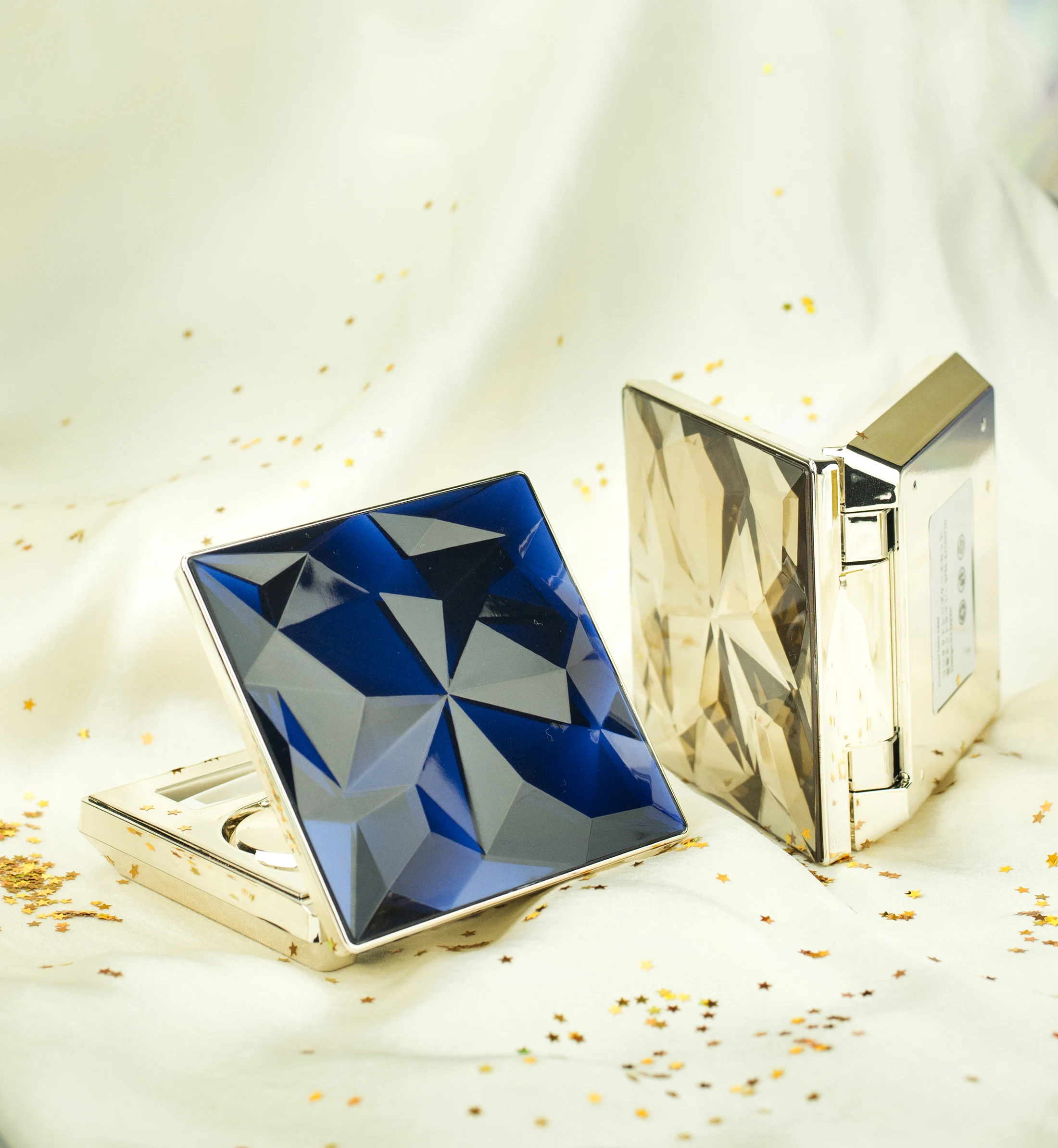 

Fashionable Diomand Contact Lens Case Colorful Contact Lenses Case Container