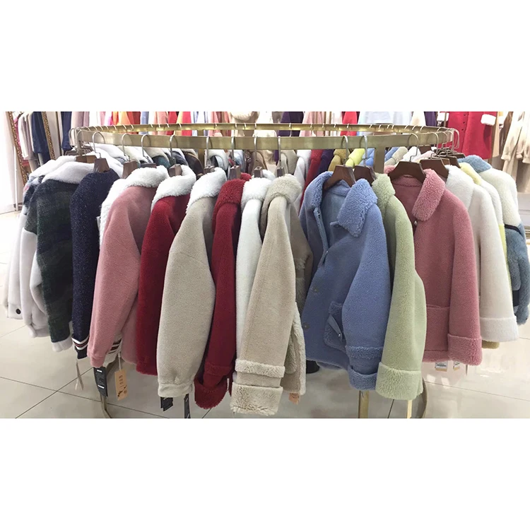 

Low price of Brand stock clothes china new clothing, Various