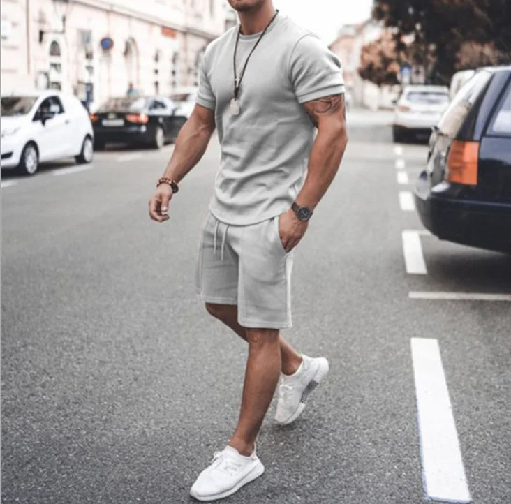 

2021 summer custom logo men clothing plain blank tshirt with shorts two piece tracksuit short set, Customized colors