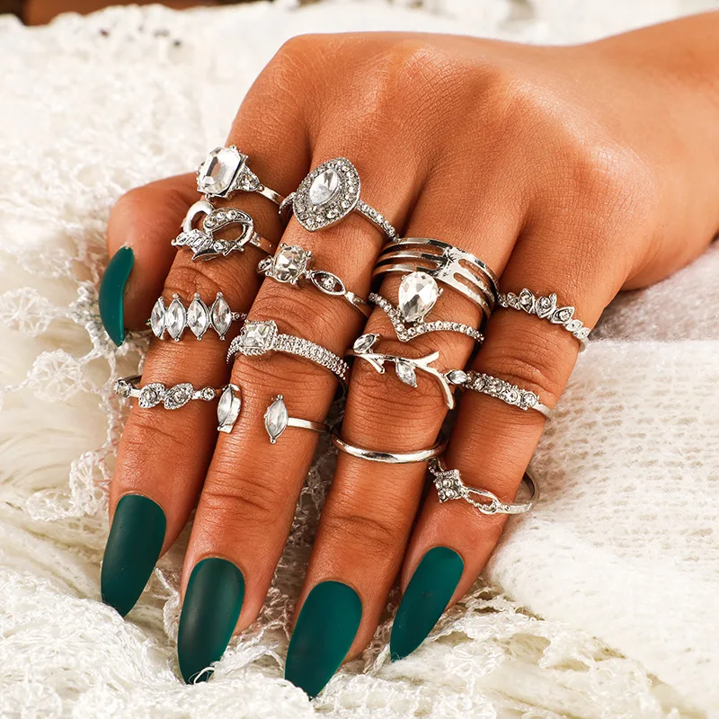 

15 Pieces Set Fashion Crystal Silver Color Ring Set For Woman Simple Heart Geometric Knuckle Ring Jewelry Gift, As picture show