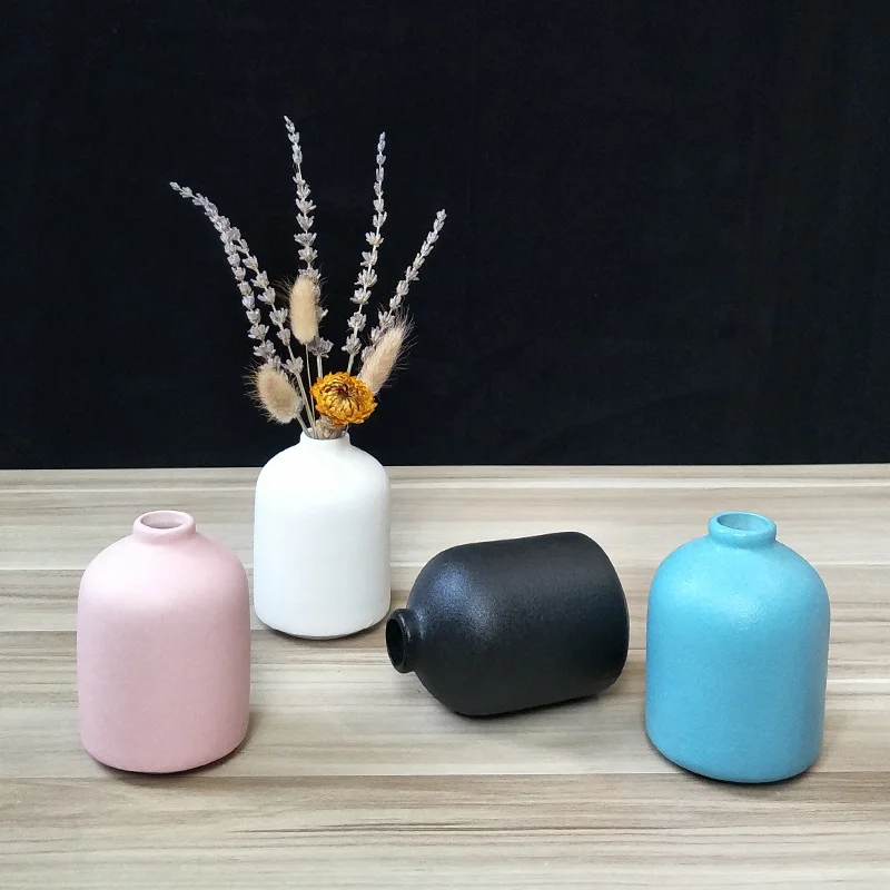 

Cheap ceramic & porcelain nordic body decorative white black small minimalist chinese plant cylinder trumpet vintage vase