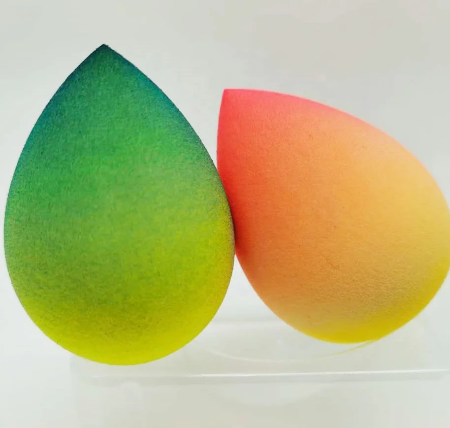 

wholesale with hydrophilic features and non-toxic Repeated use discoloration beauty gradient makeup sponge blender, Customized color