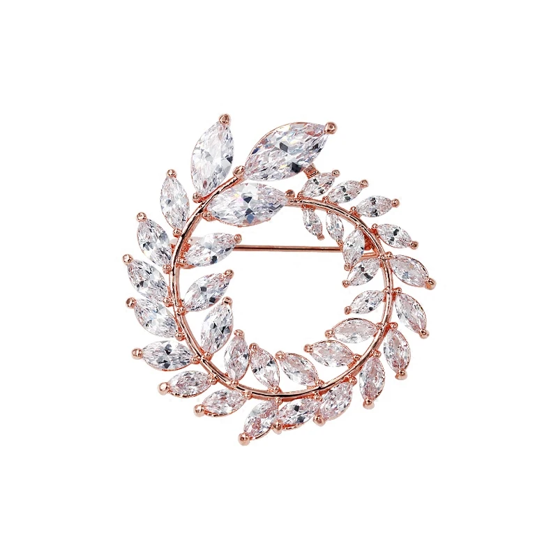 

Fashion Gold Flower Circle White Rhinestone Brooch for Women man Gift