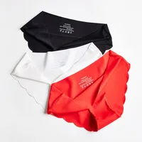 

Women Sexy Seamless Underwear One Piece traceless Briefs New Design Low-Rise panties Sexy Girl Icesilk underwear