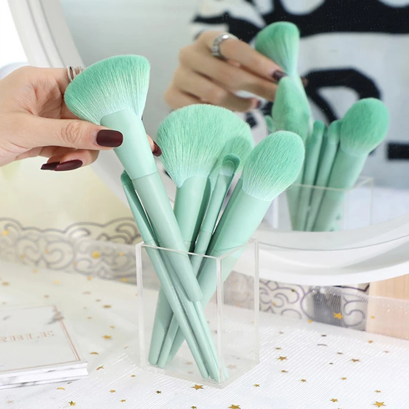 

BUEART 2019 professional new arrival 10 piece customised makeup brushes green makeup brush set