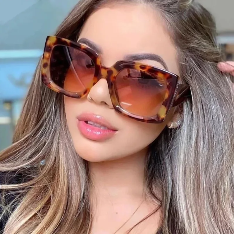 

UNOC Trendy Big Frame Tortoiseshel Sunglasses Vendor Women Gafas Style Sunglasses 2021 Shade Square Bright Black Anti UV 400 PC, 7 colors