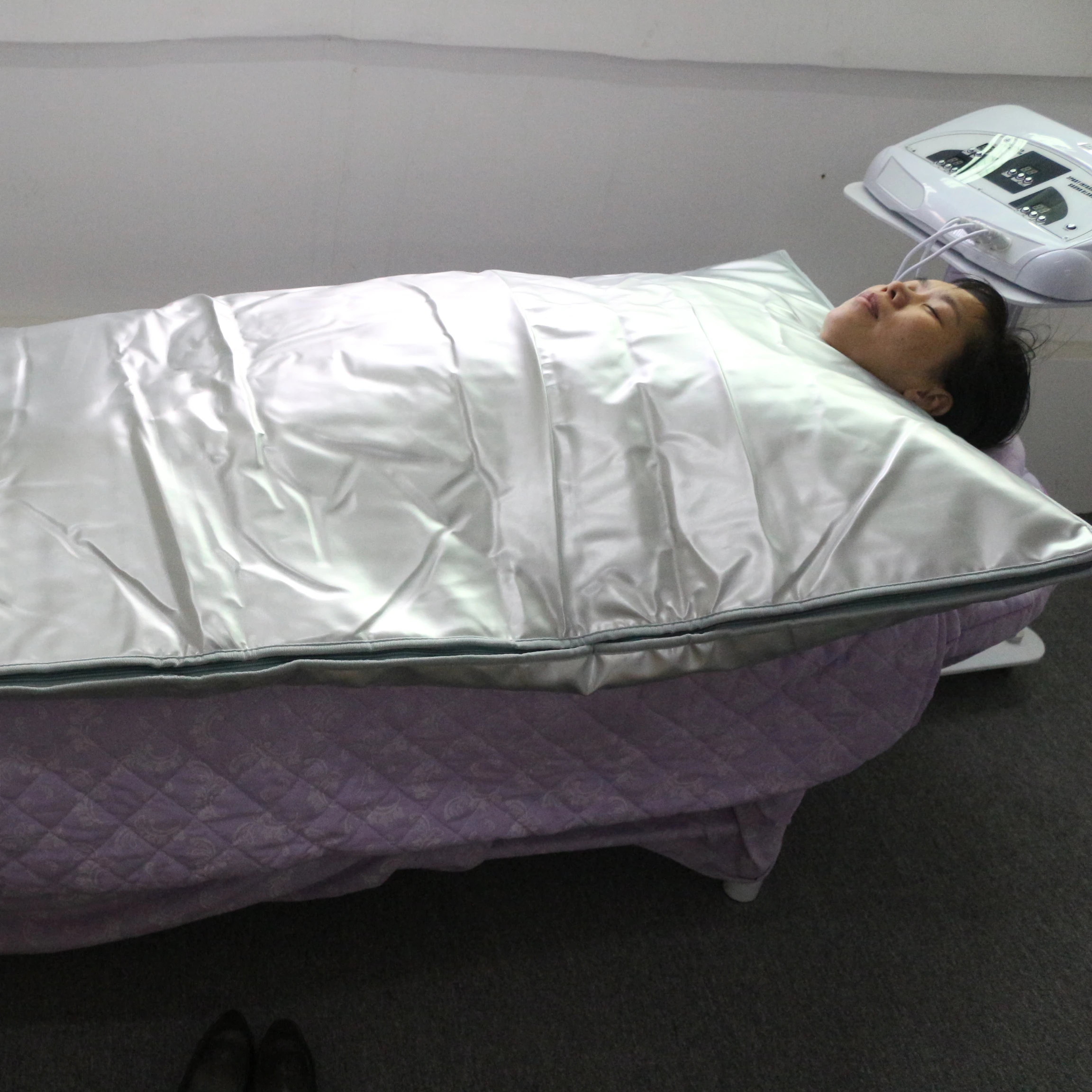 

High Quality Portable Far Infrared Heat Sauna Blanket For Home Personal And Commercial Use