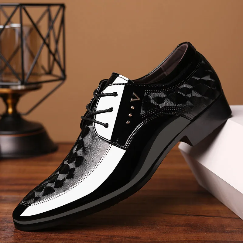 

2021 new glossy shoes men's business dress shoes go with everything