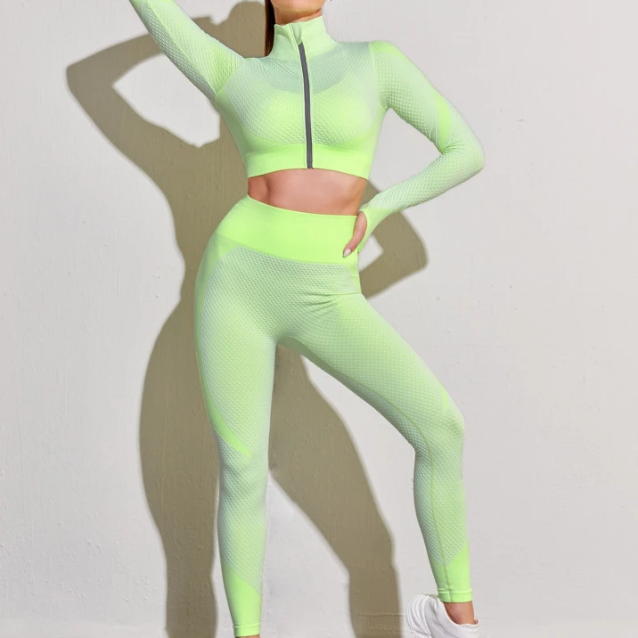 

2021 New Color Hot Sale Quick Dry Yoga Sets Spring Long Sleeve Seamless Workout Gym Fitness Set 3 Piece Yoga Set