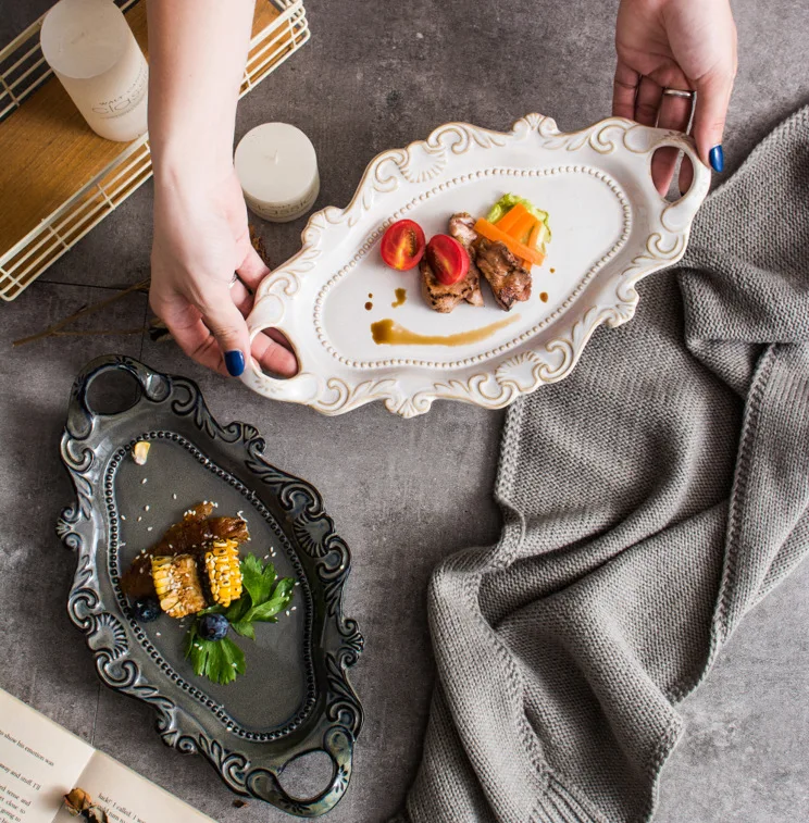 

Creative European Style Western Dish Kiln Glaze Embossed Double Ear Plate Ceramic Plates, White color
