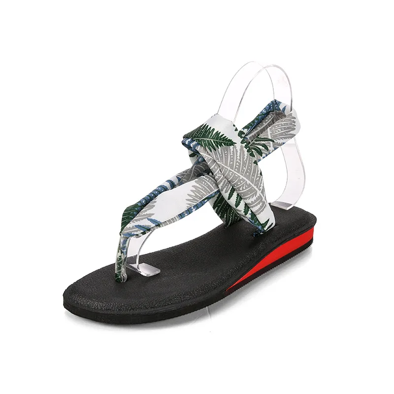 

2021 spring and summer new ladies fashion all-match non-slip beach sandals European and American large size wholesale., Red,green,blue
