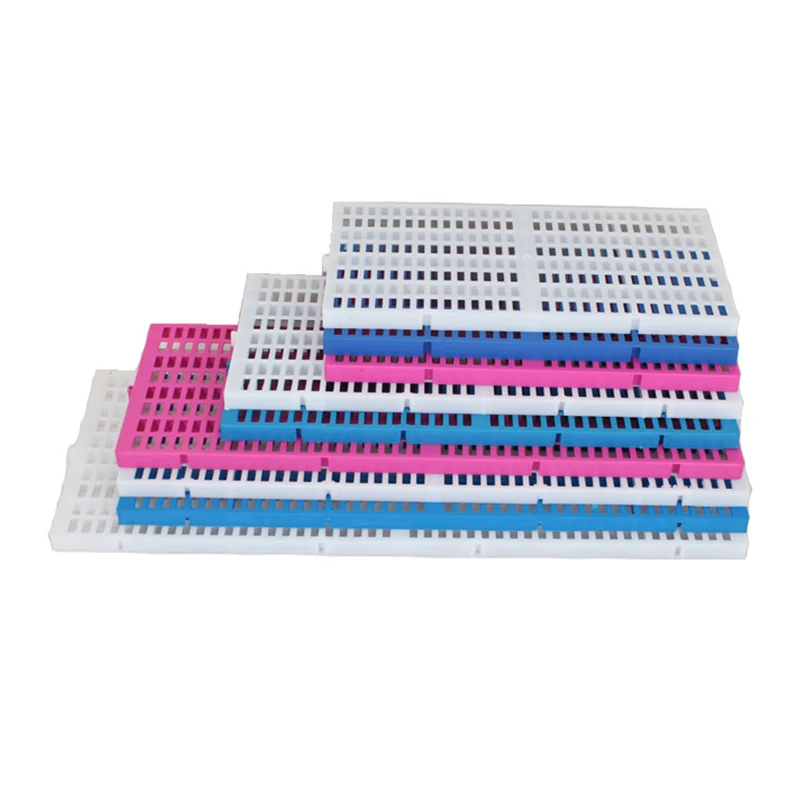 

Plastic Pet Dog Mat Mesh rabbit Cage Mat Rabbit nest box House Floor Pad rabbit Foot Board, Blue/pink/white