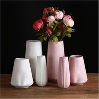 

2017New style colorful ceramic origami shape flower vase for home decoration