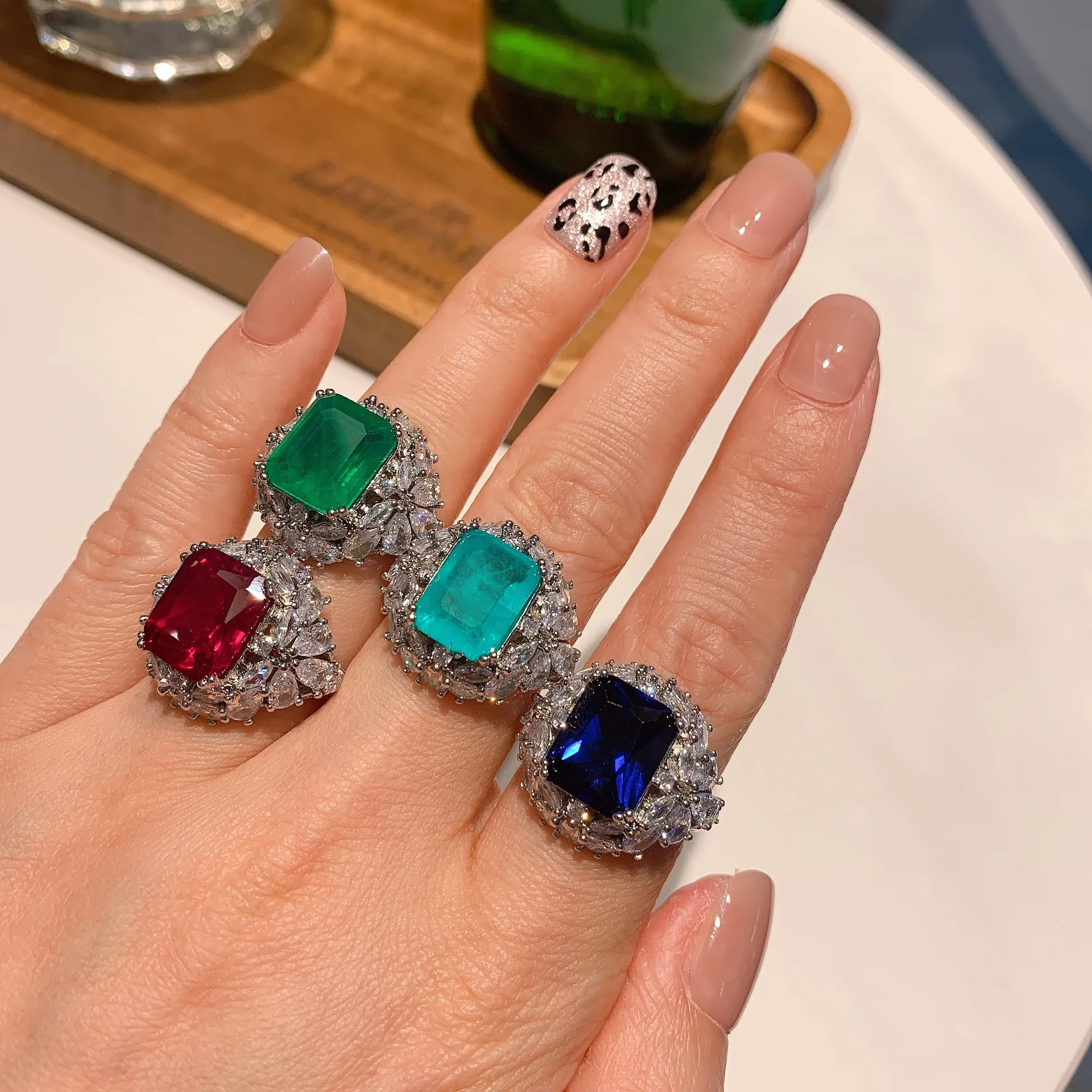 

European Fashion Shining Ruby Sapphire Rings Luxury Vintage Real Platinum Plated Diamond Zircon Finger Rings For Wedding