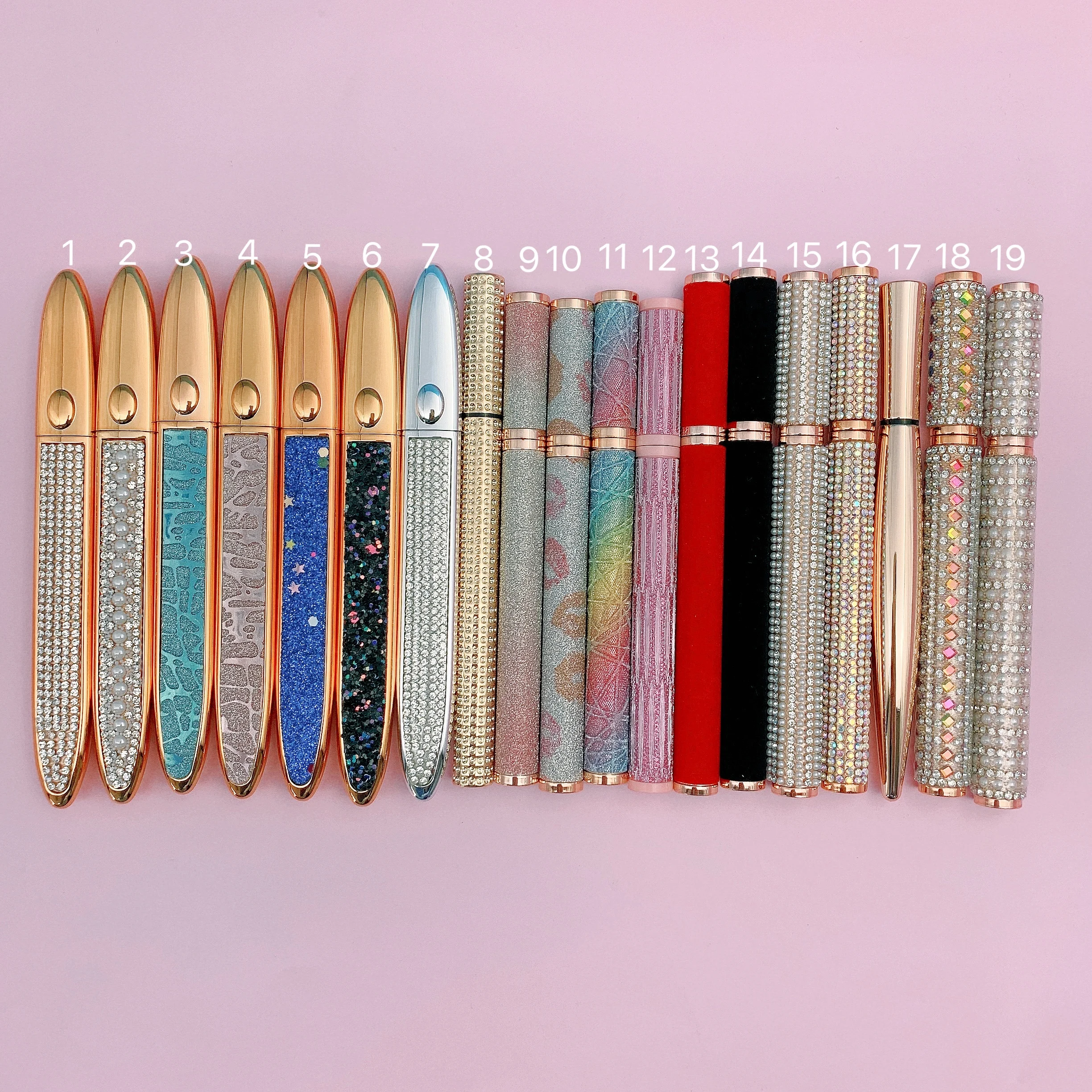 

2021 New Fashion Magnetic colorful Eyeliner Waterproof Magic Adhesive Eyeliner Glue Pen For Eyelashes