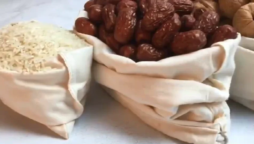 canvas food pouch.png