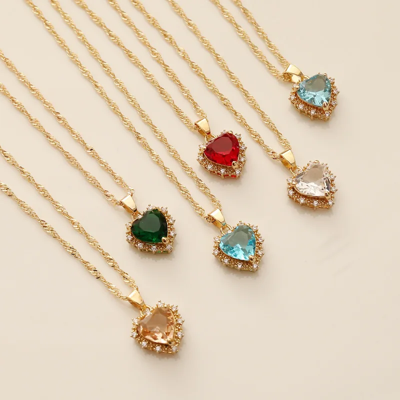 

Statement Women's Jewelry 14K Gold Plated Necklace Te Amo Heart Shape Copper Zircon Luxury Charm Necklaces, Colors