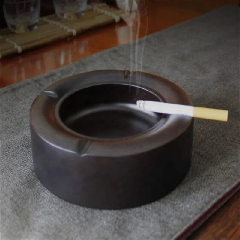 

Wooden Round Thicken Durable Ashtray, Black