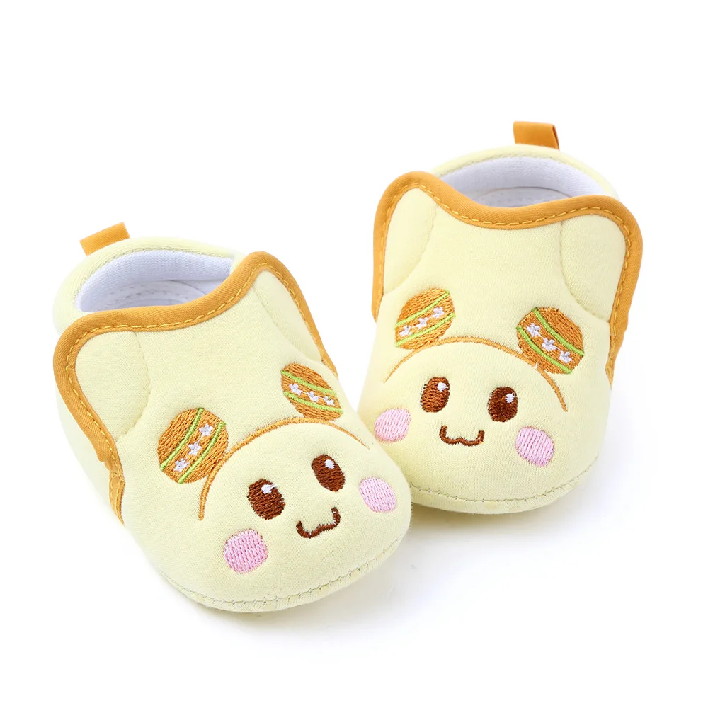 Cute animal design soft cotton newborn baby shoes for boys and girls in bulk factory