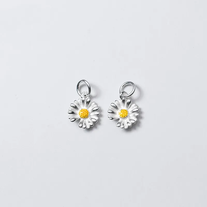 Vintage S925 Sterling Silver White Daisy Flower Pendant Charm for Women