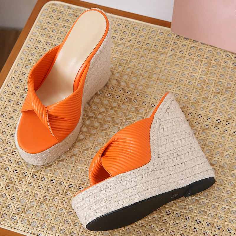 

New Fashion Open Toe Comfortable Pleated Hemp Rope Weave Wedge Slippers Elegant Ladies Summer Outdoor Beach Shoes