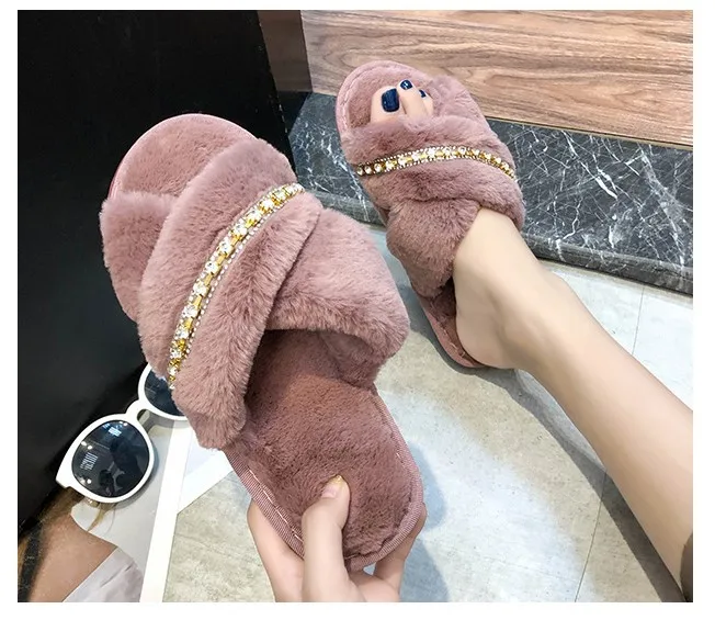 

2020 plush Sandals For Women Flat Furry soft sole Slippers Slides fashion ladies sandals and slippers, Black, pink, brown, gray, red bean paste