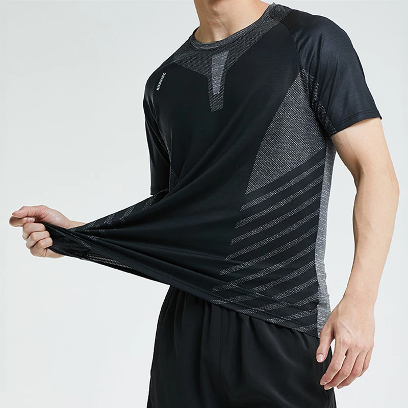 

Men Gym Shirt Quick Dry Fitness Jogging Active Shirts Running Workout Sport Tshirt