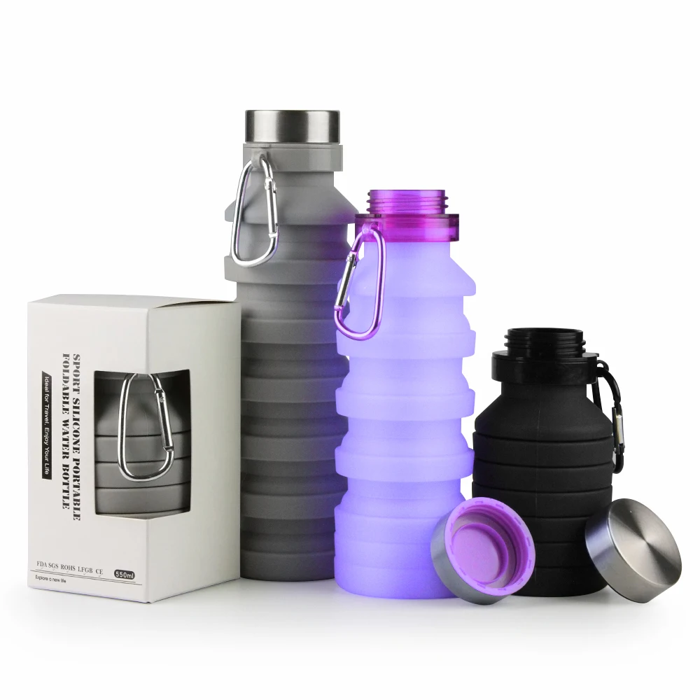 

Reusable gym sports collapsible silicone water bottle 550ml with custom carabiner, Can be customized as per the pantone number