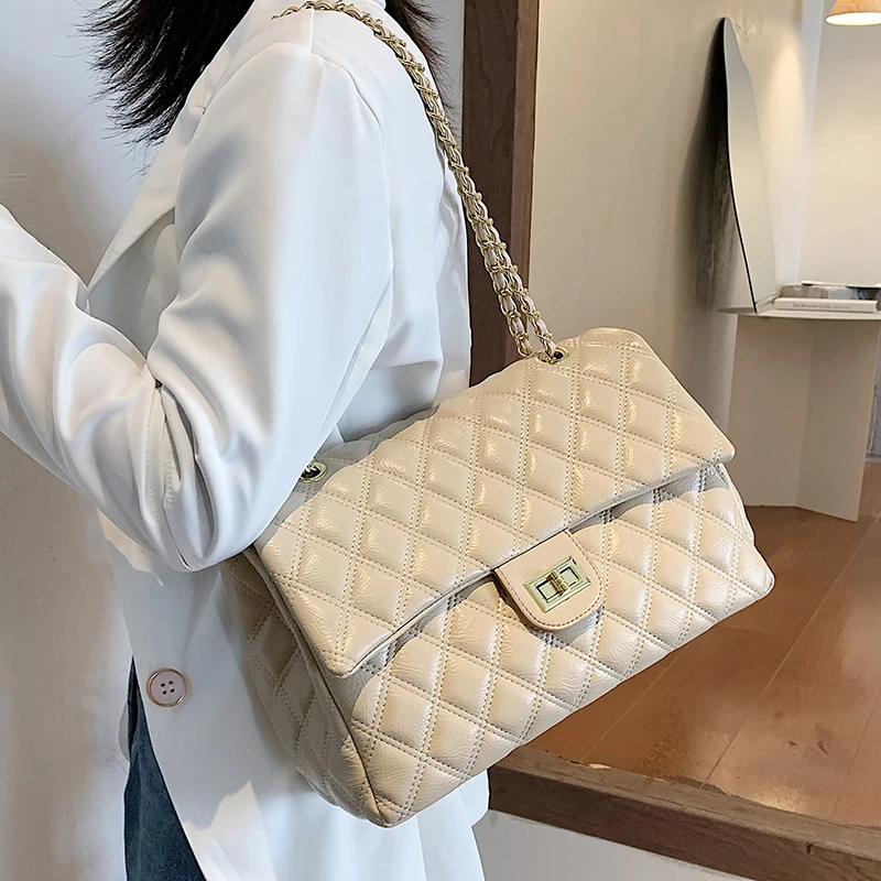 

2022 Designer Fashionable Luxury Chain Crossbody Bags Big Female Purses and Handbags Women