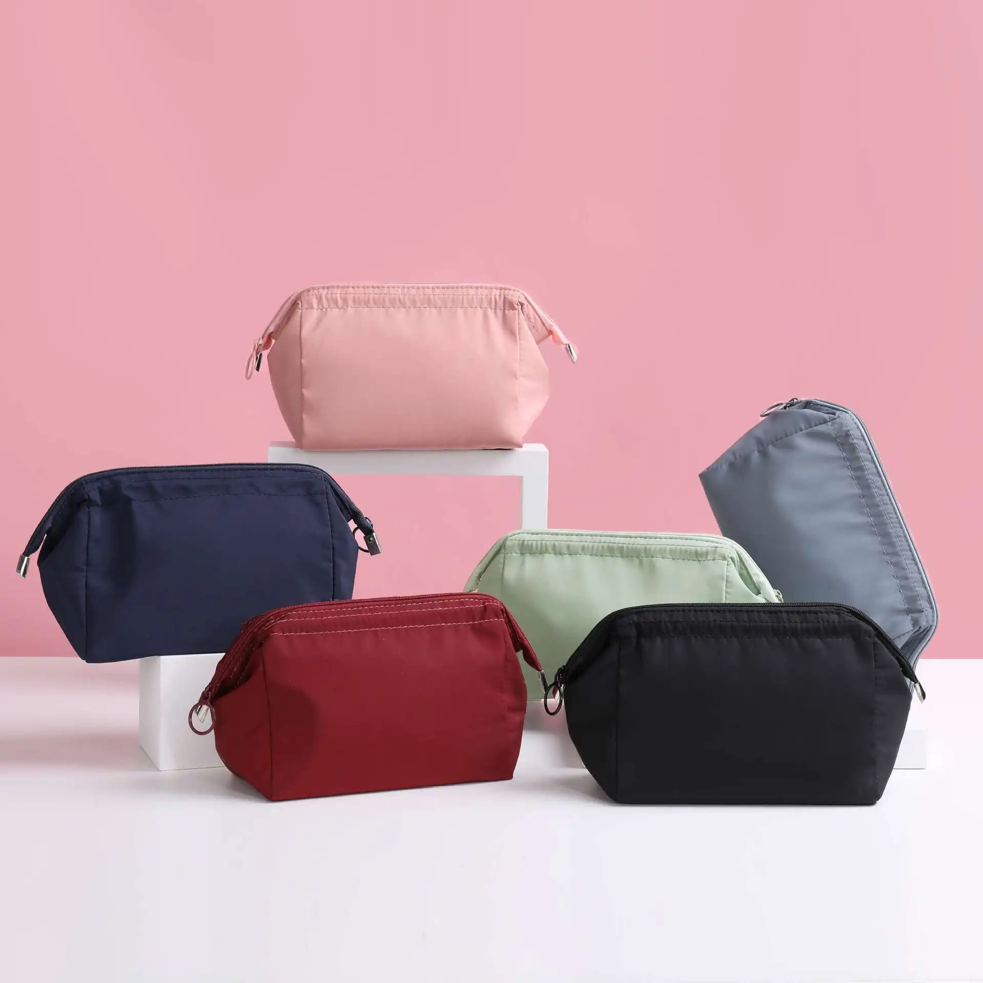 

High Quality Tote Travel organizer travel toiletry kit makeup bag nylon toiletry cosmetic box pouches Beauty Kit Box, Various colors for choose