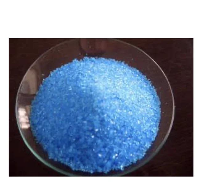 Кристаллическая синь. Медь (II) сернокислая 5-водная. Медь сернокислая (II) 5-водная (чда). Медный купорос в гранулах. Голубые гранулы медный купорос.
