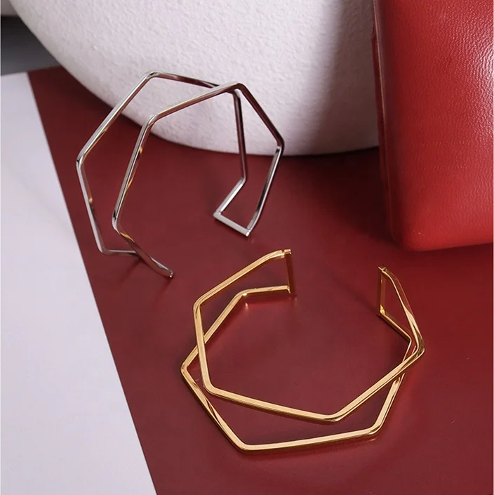 

Exaggerated Personalized Polygonal Open Bangle 18K Gold Plated Stainless Steel Bangle