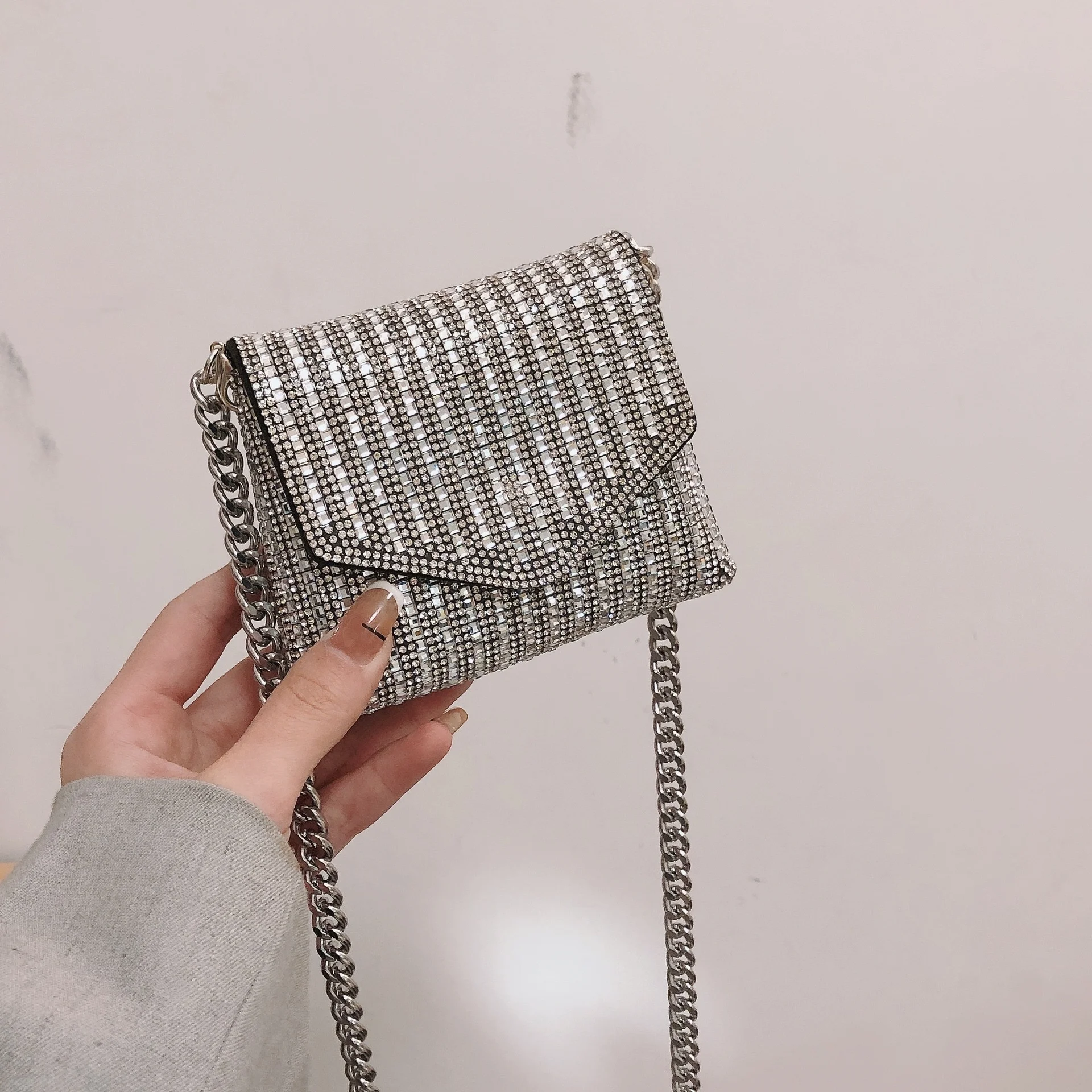 

SHIHAN Luxury Designer Handbags for Women 2022 Evening Purses and Handbags Fashion Girls Shopper Chain Rhinestone wallet bags