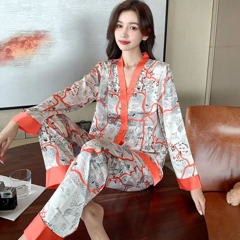 

sutera ais nipis bernafas 2 keping lengan panjang kain satinlembut Peralatan rumah set baju tidur, Multi colors