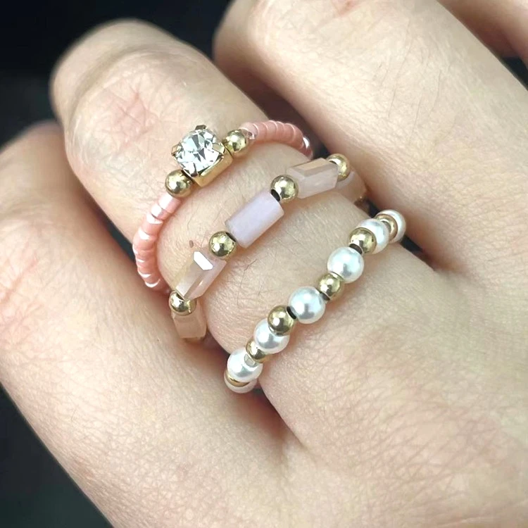 

Women's Summer Trend Golden Geometric Jewelry Combination Elastic Pearl Rings