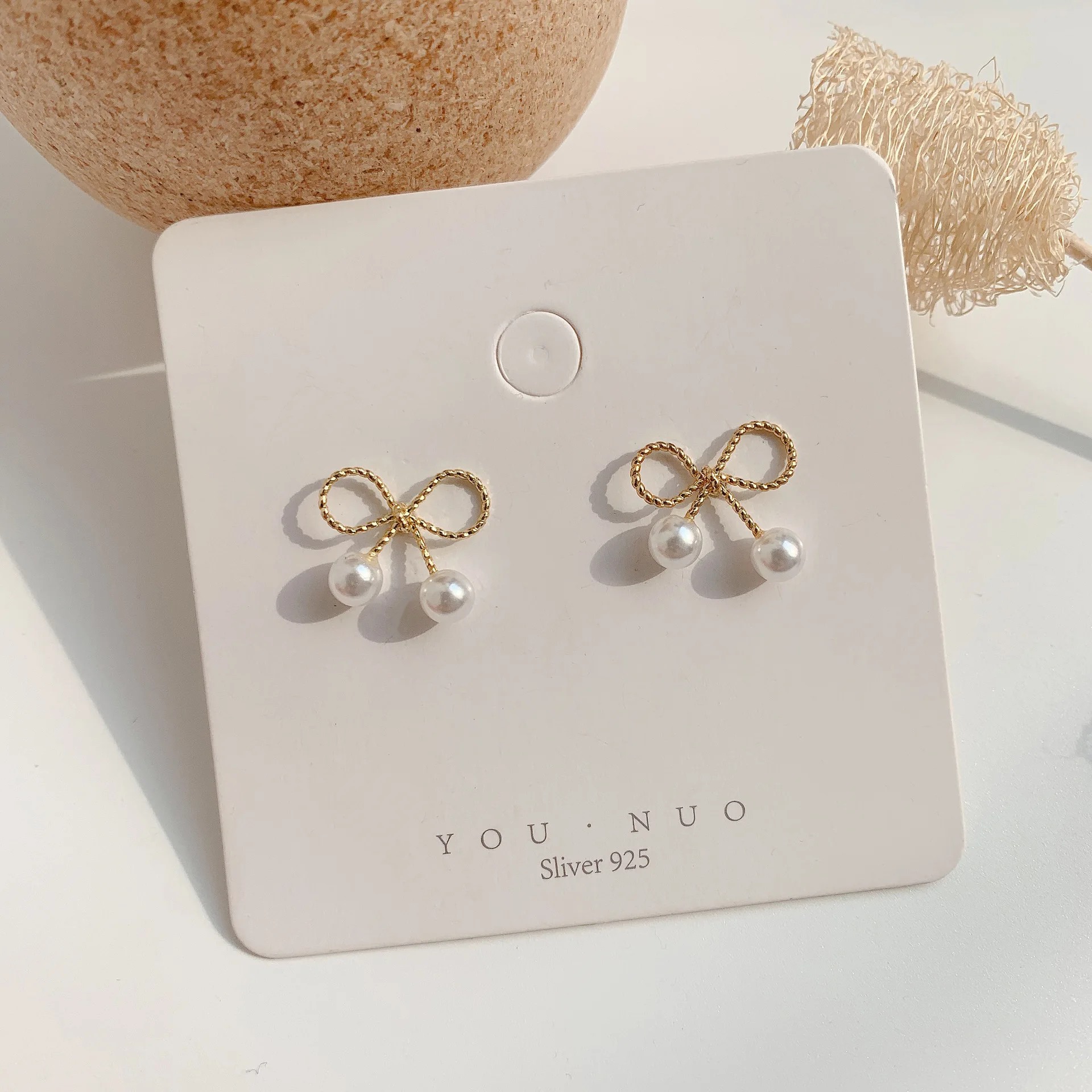 

Korean S925 Silver Jewelry Bowknot Stud Earrings Fashion Simple Sweet Elegant Temperament Earrings For Girls, Picture shows