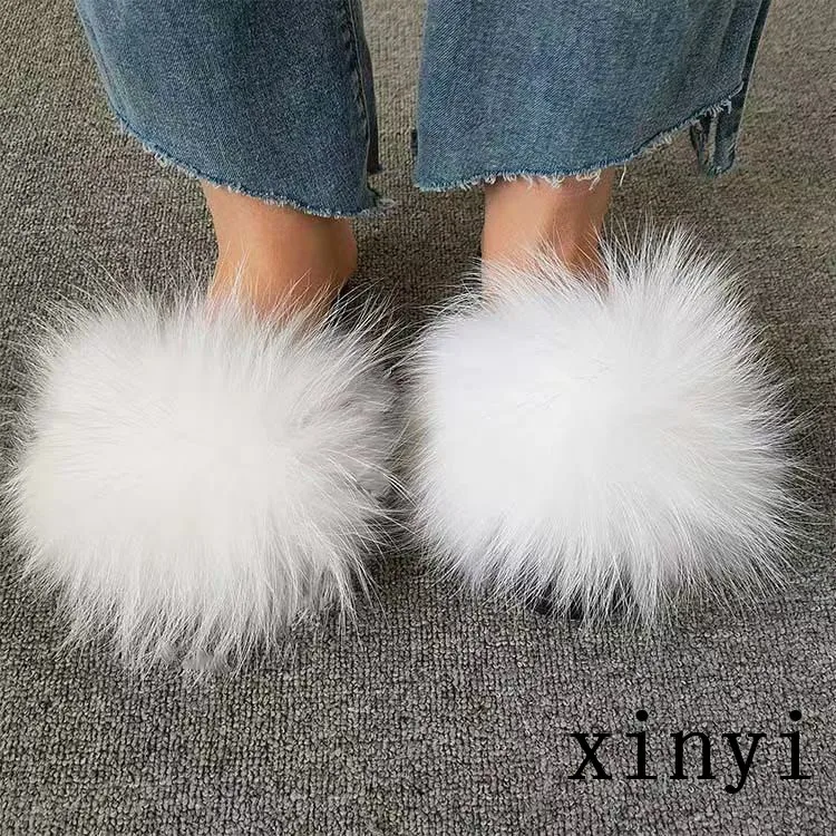 

Wholesales High quality luxury home women's non-slip soft fur Slippers, Customized color
