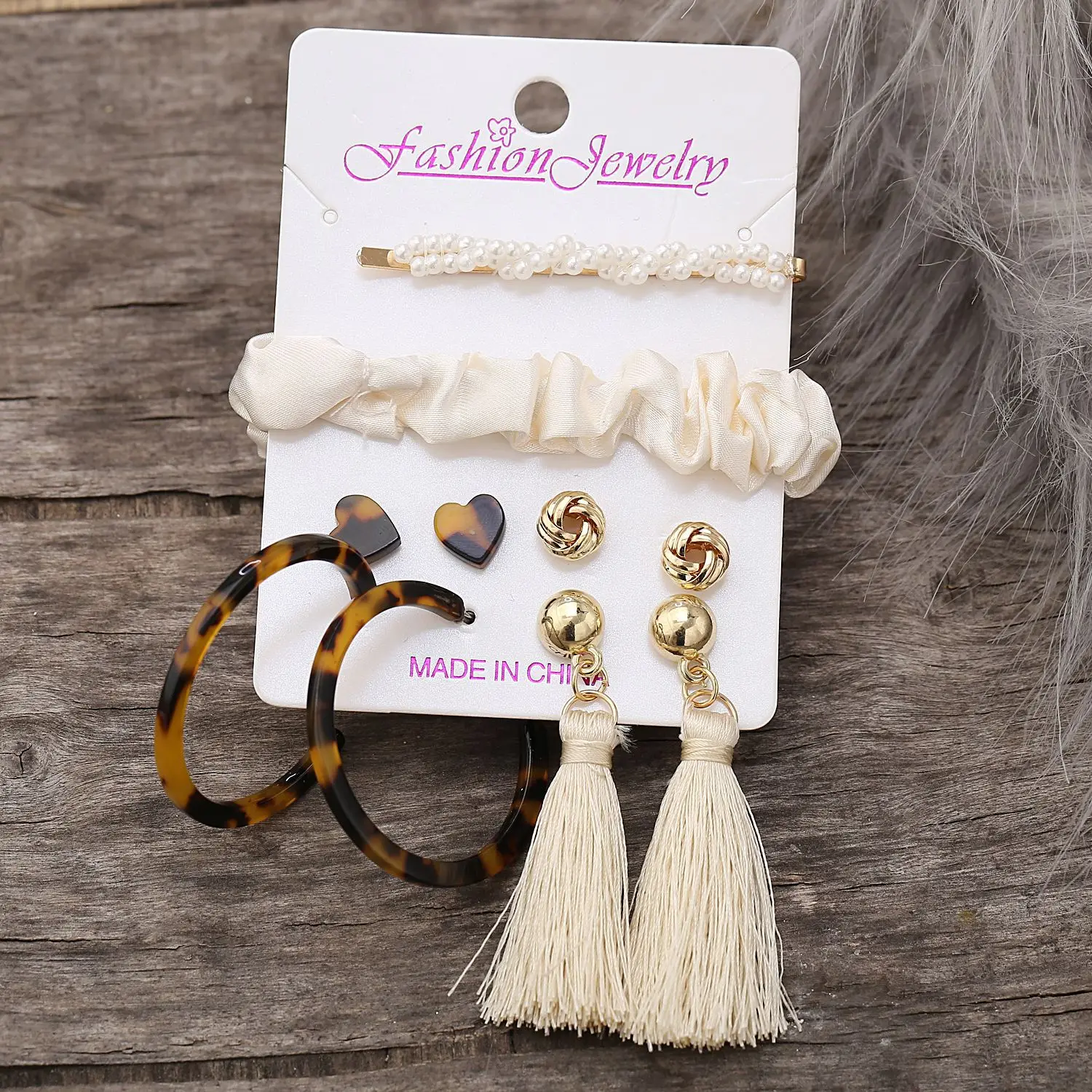 

Trendy Earring Necklace Set For Women Hair Clip Earring Set Mixed Designs Hoop Earring Pearl Tassel Designs for Female
