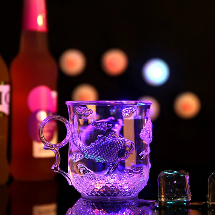 

Luminous fish cup LED colorful induction flashing cup new strange bar supplies color changing beer mug, Customized color