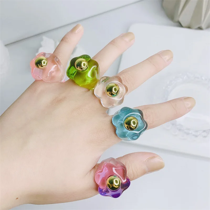 

OUYE 2021 Acrylic Fashion resin colorful cute flowers Rings Resin Ring flower Jewelry Wholesale women ring with flower