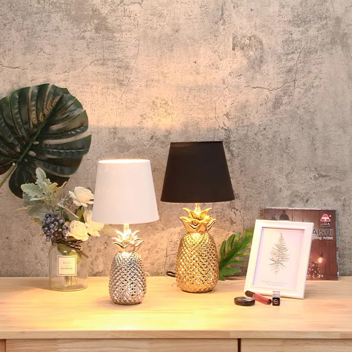 

popular pineapple ceramic table lamp and lamp desk, Brown