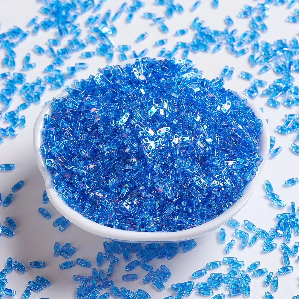 

Pandahall (QTL261) Transparent Sapphire AB Quarter TILA Seed Beads