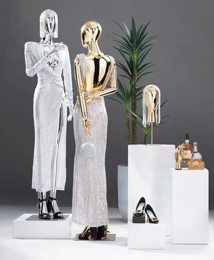 

Boutique Gold Full Body Female Mannequins Chrome Sitting Display Mannequin Silver Torso Mannequin with Stand