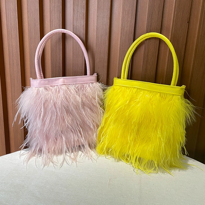 

Latest Fashion Crossbody Bag Elegant Ostrich Fur Feather Purse and Handbags with Pearl Strap Wedding Party Purse, White pink purple yellow