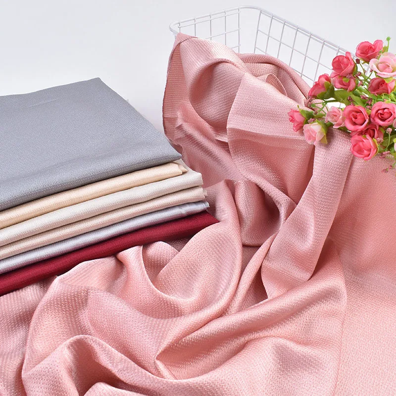 

Supplier Wholesale High Quality Opaque Rough Hijab For Women Muslim 22 Solid Colors Crape Scarves