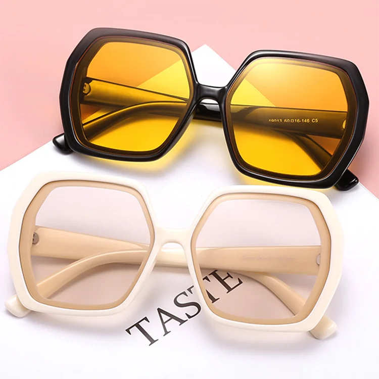 

New Trendy Women Clear Polygon Plastic Thick Frames UV400 Sunglasses