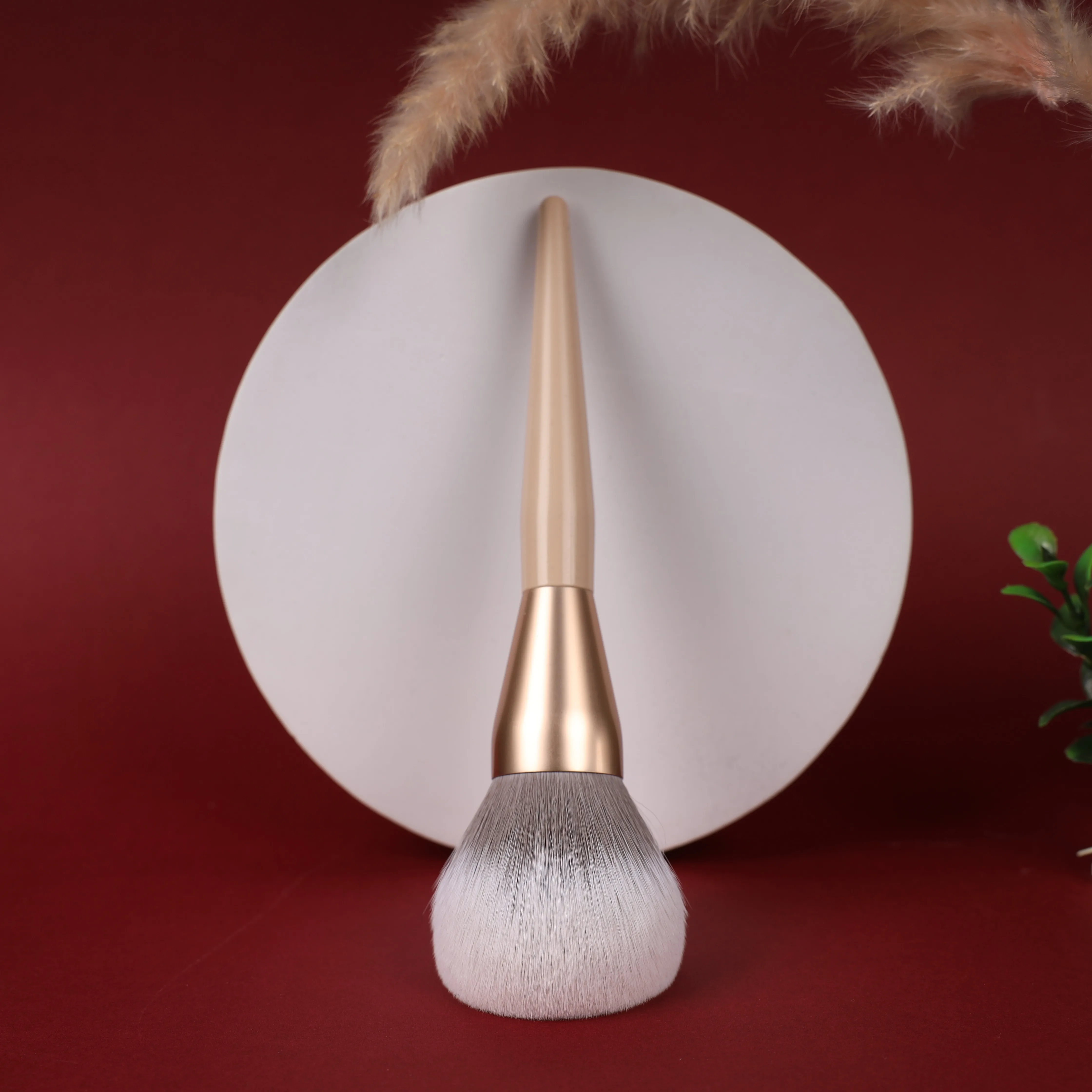 

Private Label Golden Handle Loose Powder Metal Foundation Large Contour Makeup Brush, Customized color