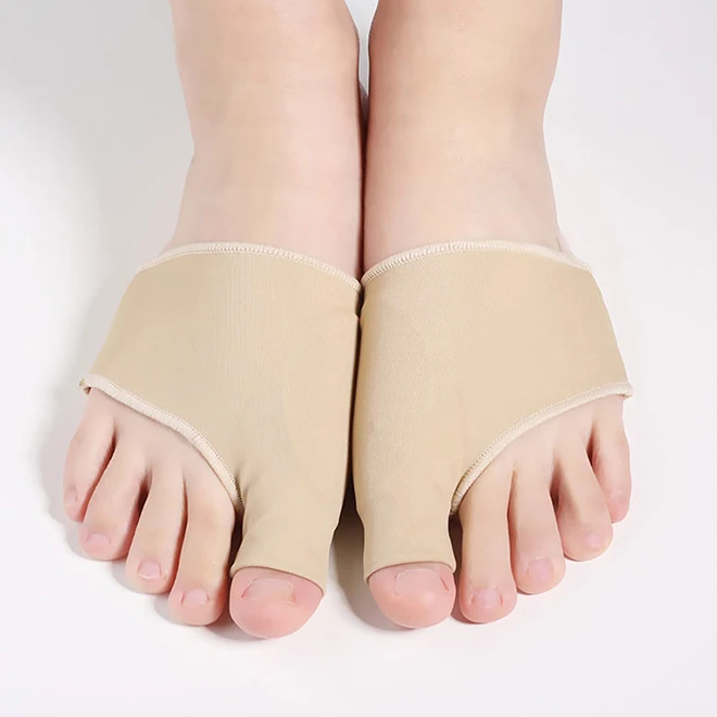 

Toe Separator Hallux Valgus Bunion Corrector Orthotics Feet Bone Thumb Adjuster Correction Pedicure Sock Straightener, Gray , black, skin